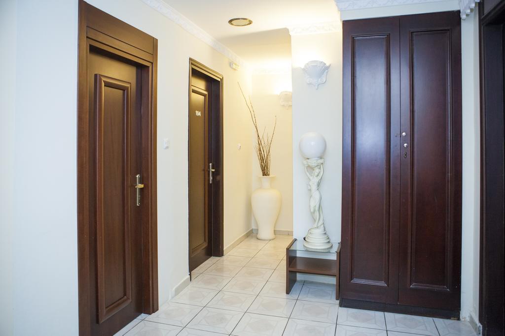 Hotel Zografos Paralía エクステリア 写真